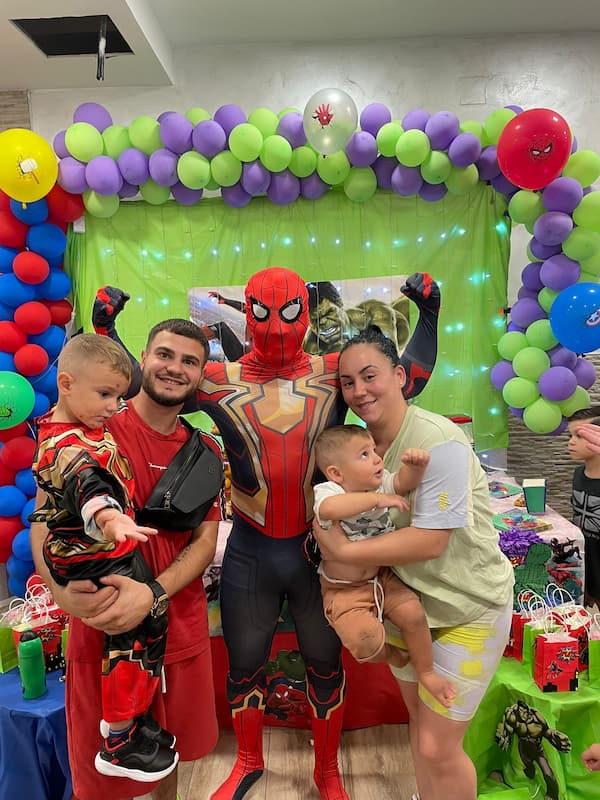 fiesta spiderman